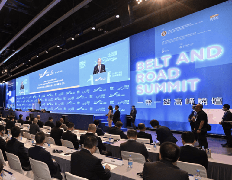 半个宇宙科技合伙人兼首席商业官出席香港一带一路高峰论坛2025